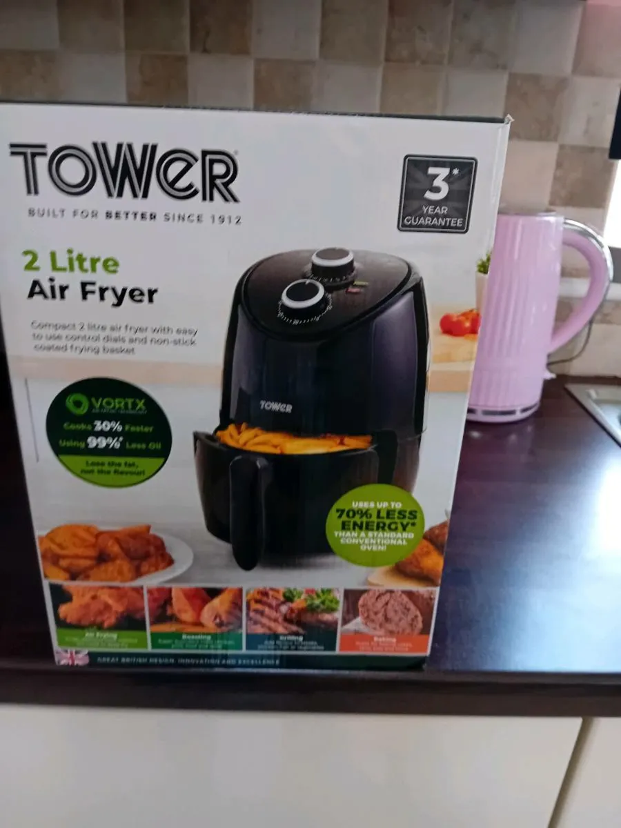 TOWER 2 LITRE AIR FRYER NEW