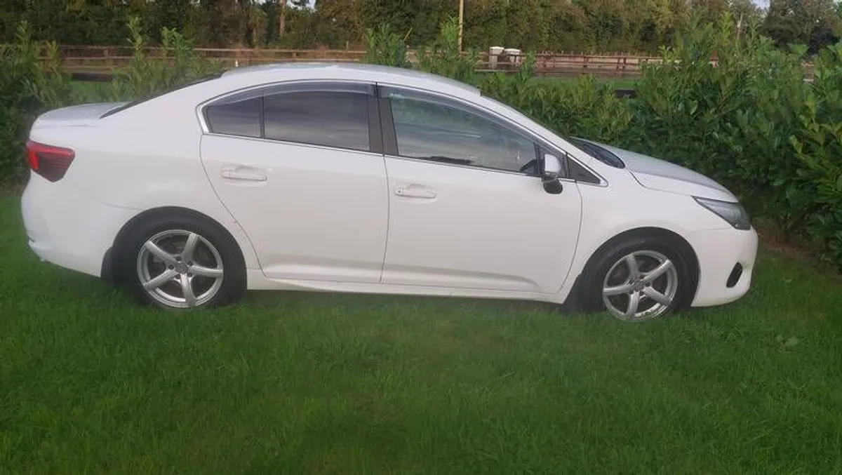 2016 Toyota Avensis - Image 3