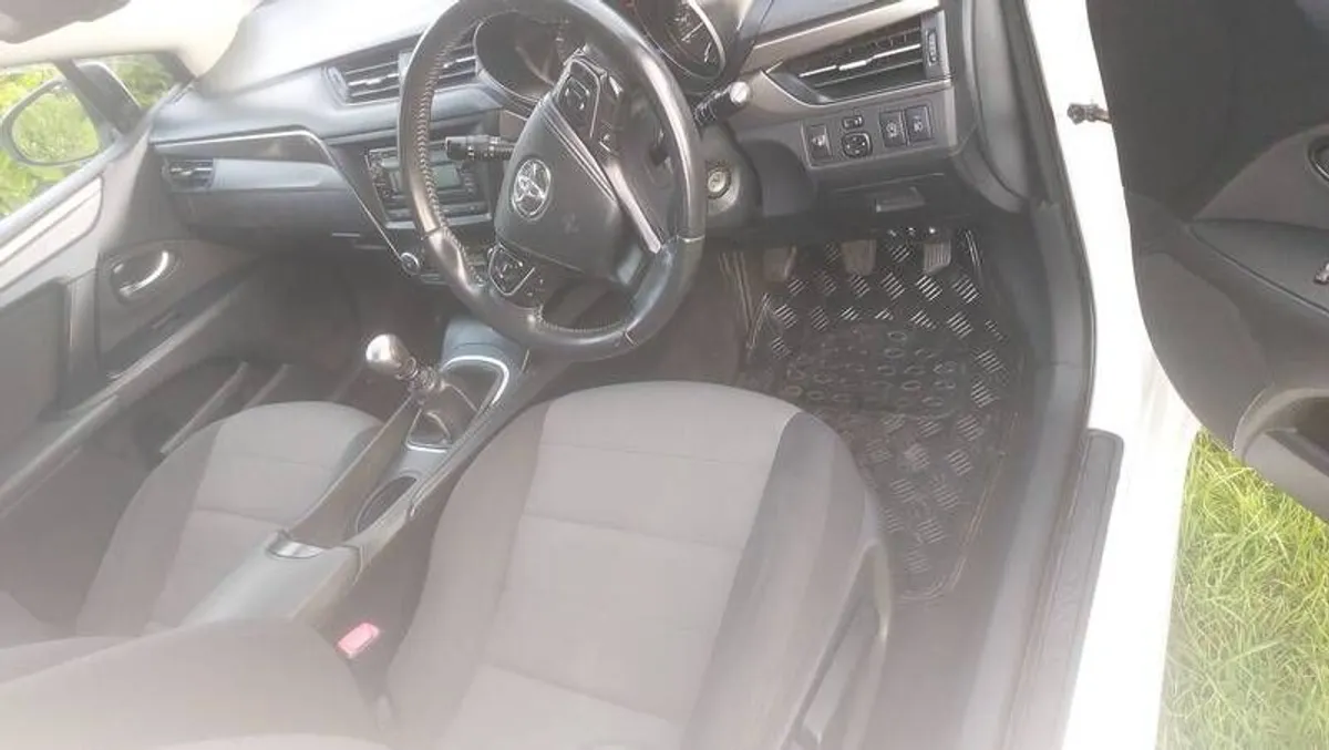 2016 Toyota Avensis - Image 4