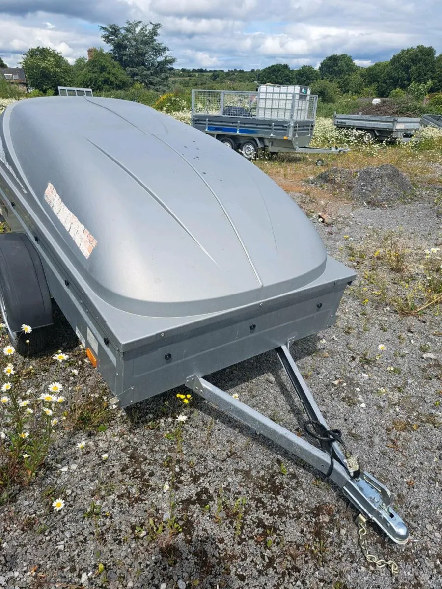 Lovely trailer - Image 4