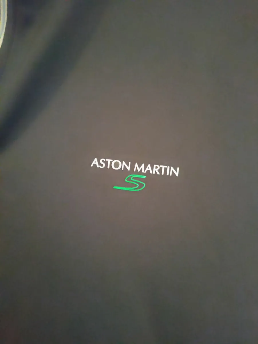 Aston Martin 1/4 zip sweater L - Image 2