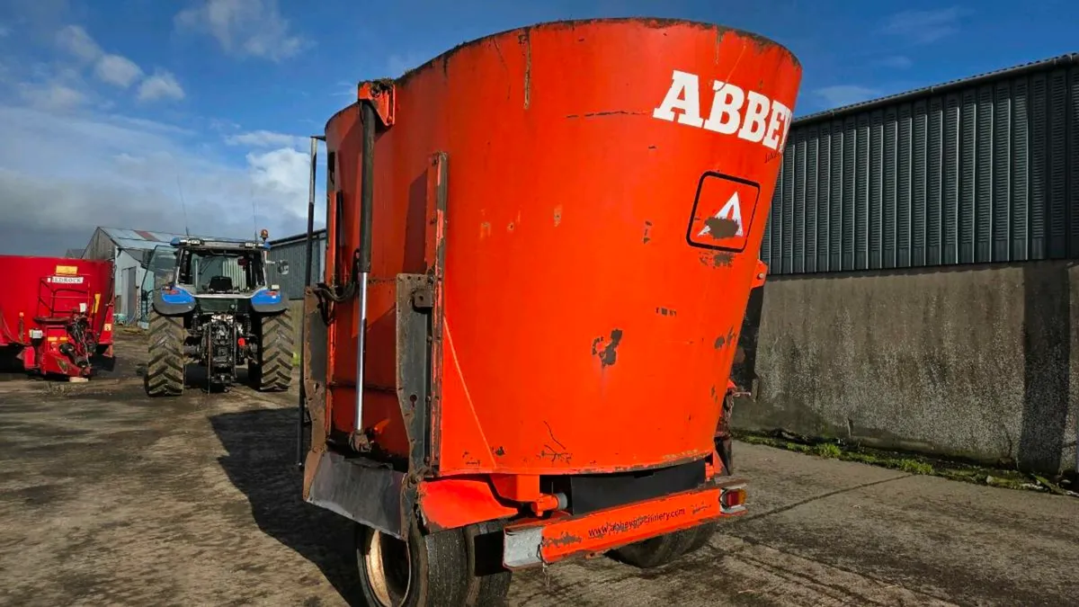 Abbey 1050 - Image 2