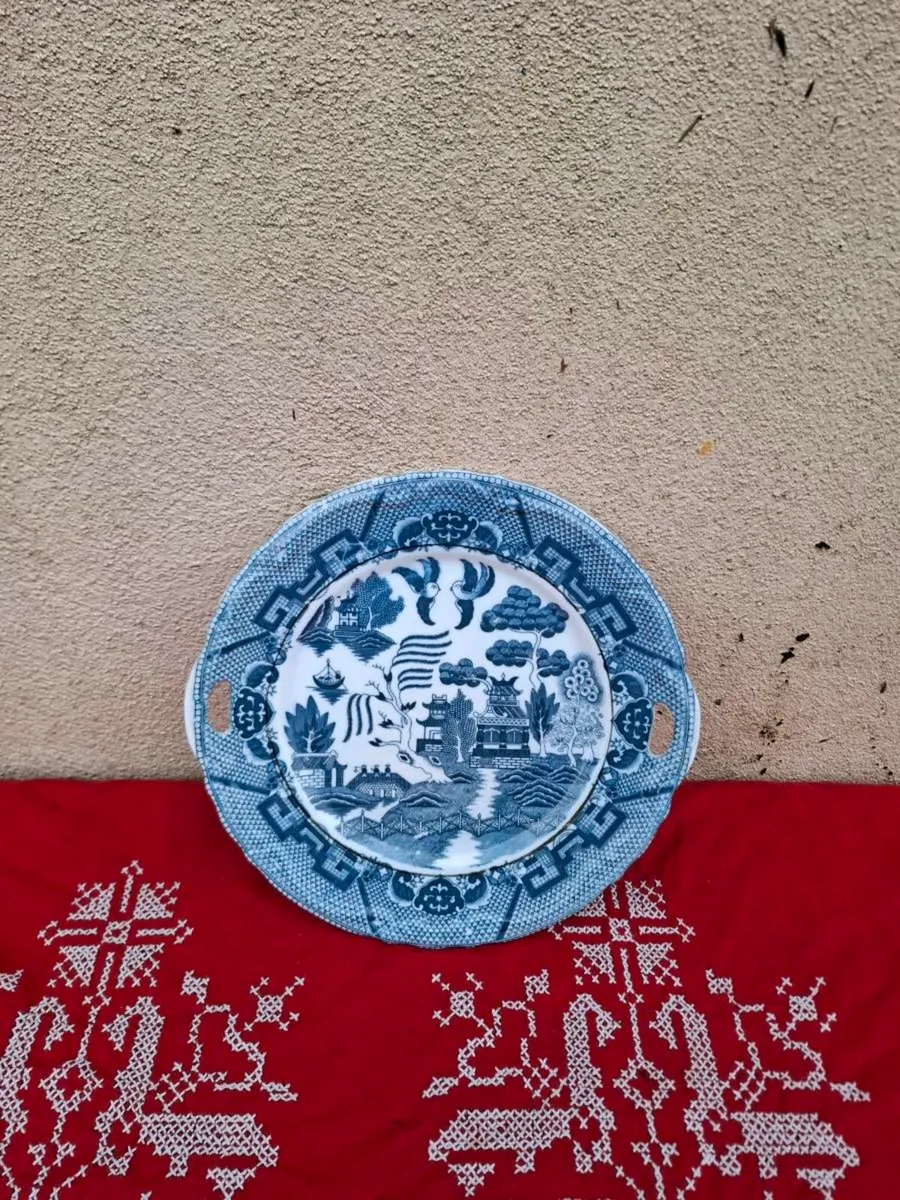 Willow style service plate postage possible - Image 1