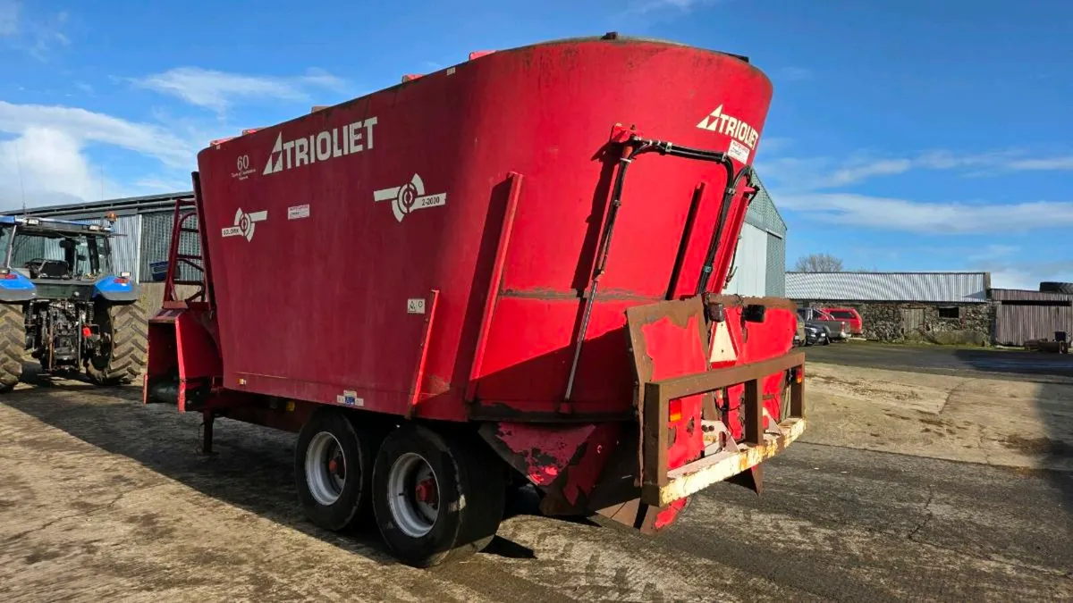 Triolet 20 cube feeder - Image 2