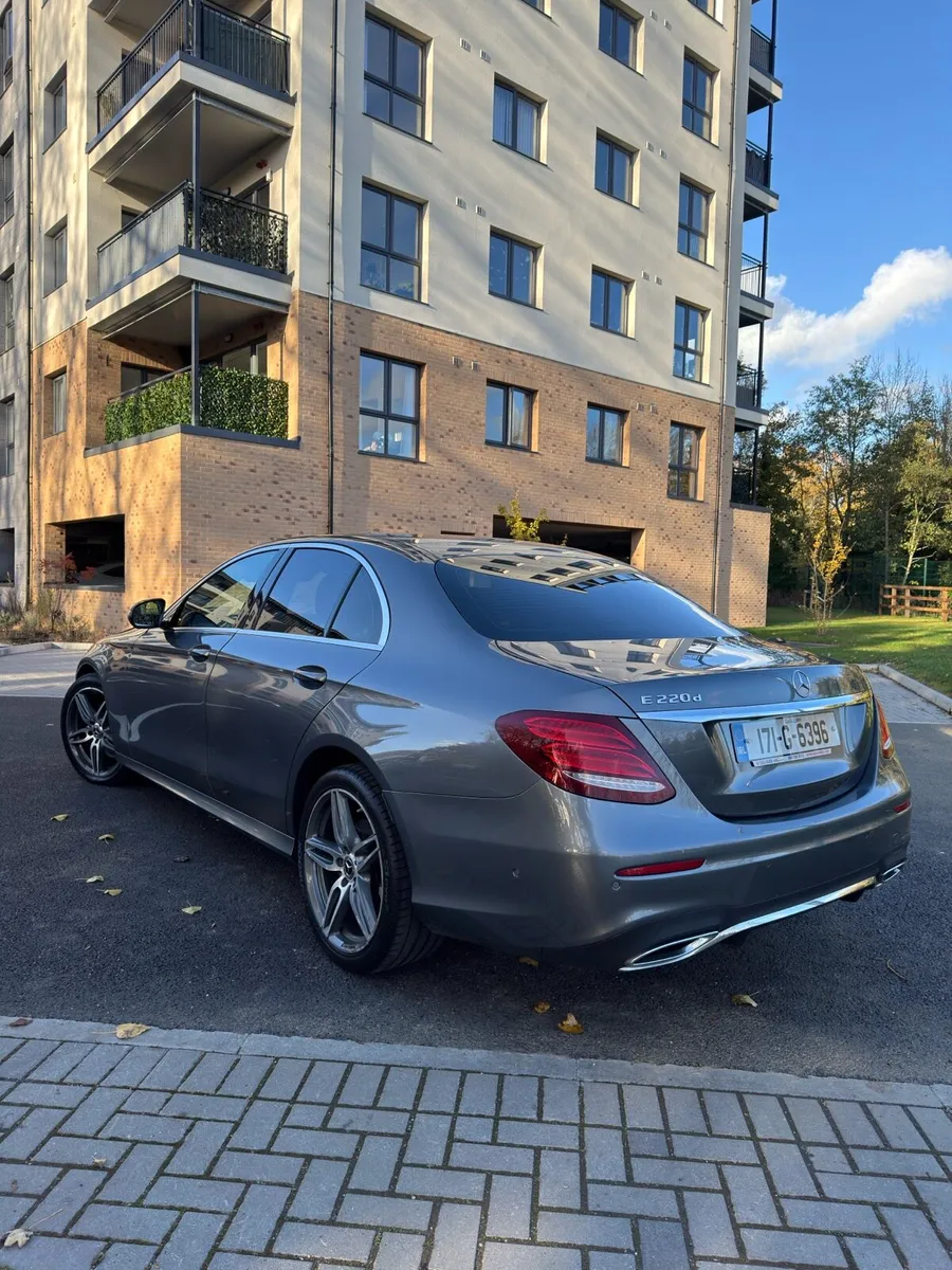 Mercedes-Benz E220d 194hp - Image 4