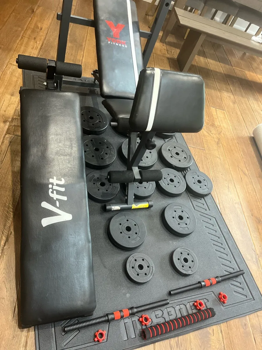 Bench barbell dumbbells and weights - Image 3