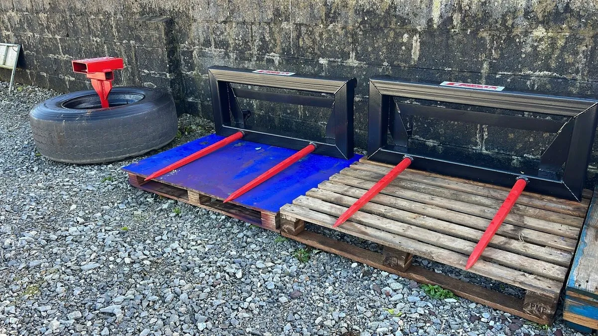 Cronin Bale Spike - Image 1