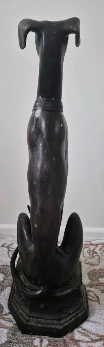 Bronze dog - Image 4