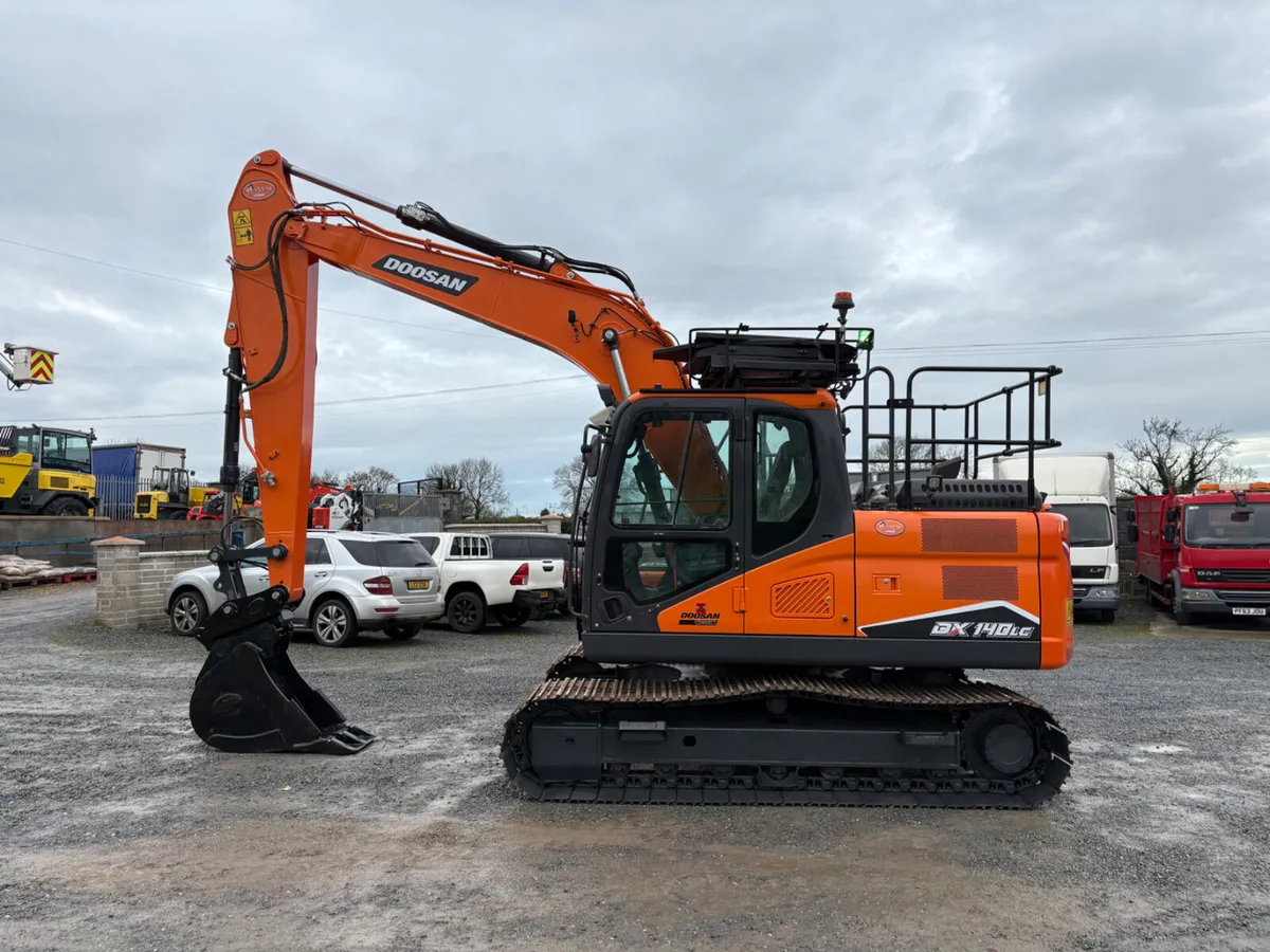 2022 Doosan DX140LC low hours Finance Arranged - Image 1