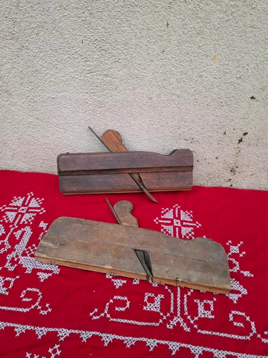 Vintage tool wood planers possible to post - Image 2