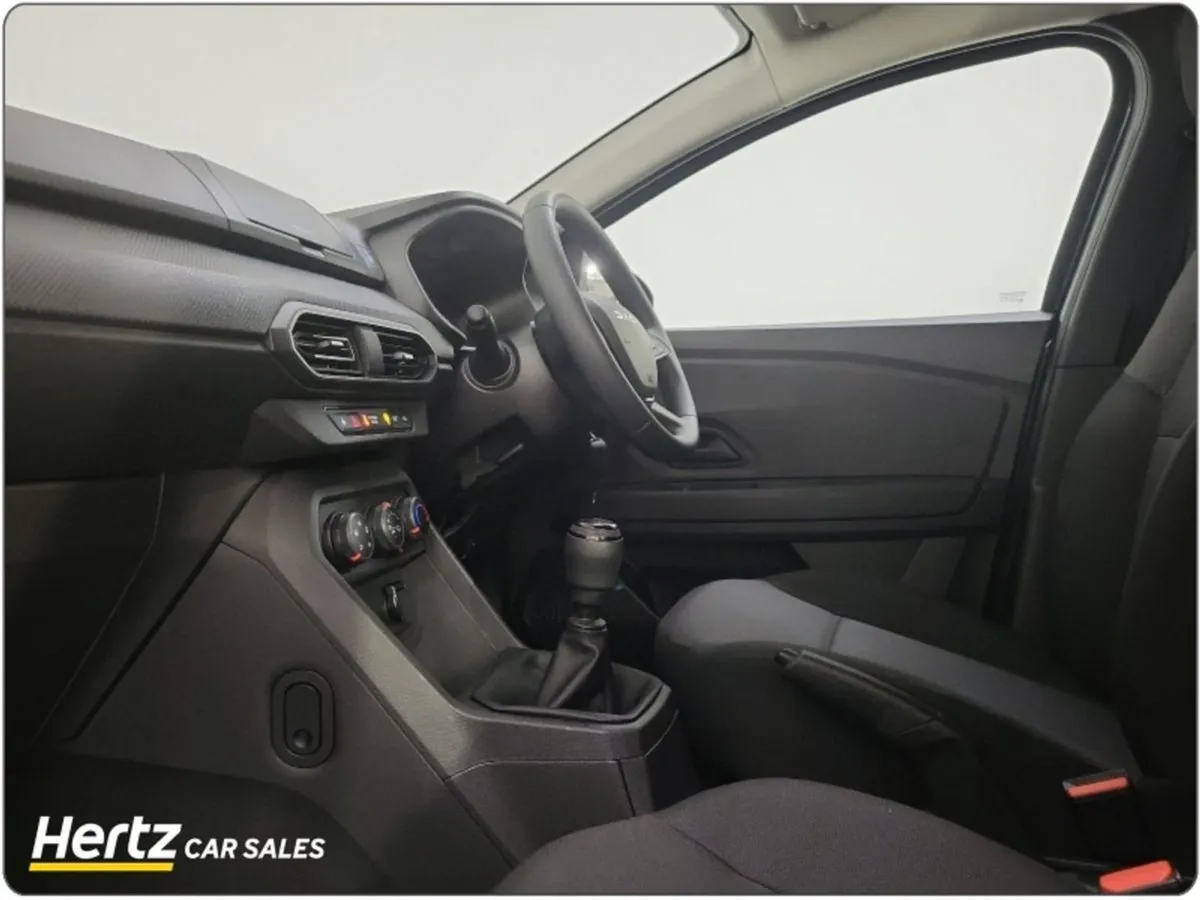 Dacia Jogger Essential 1.0 Petrol Manual - Image 4