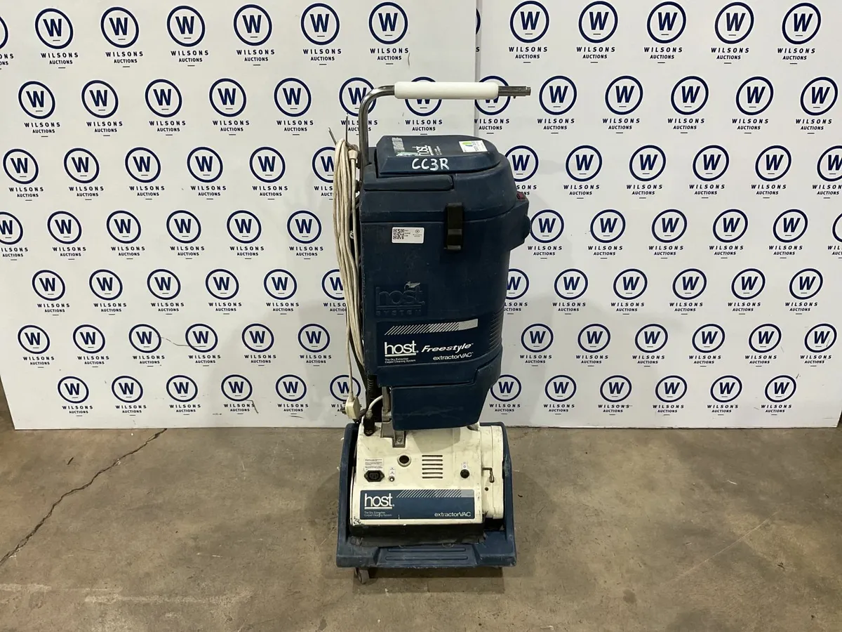 Online Auction Of A Dry Carpet Cleaning Machine - Image 1