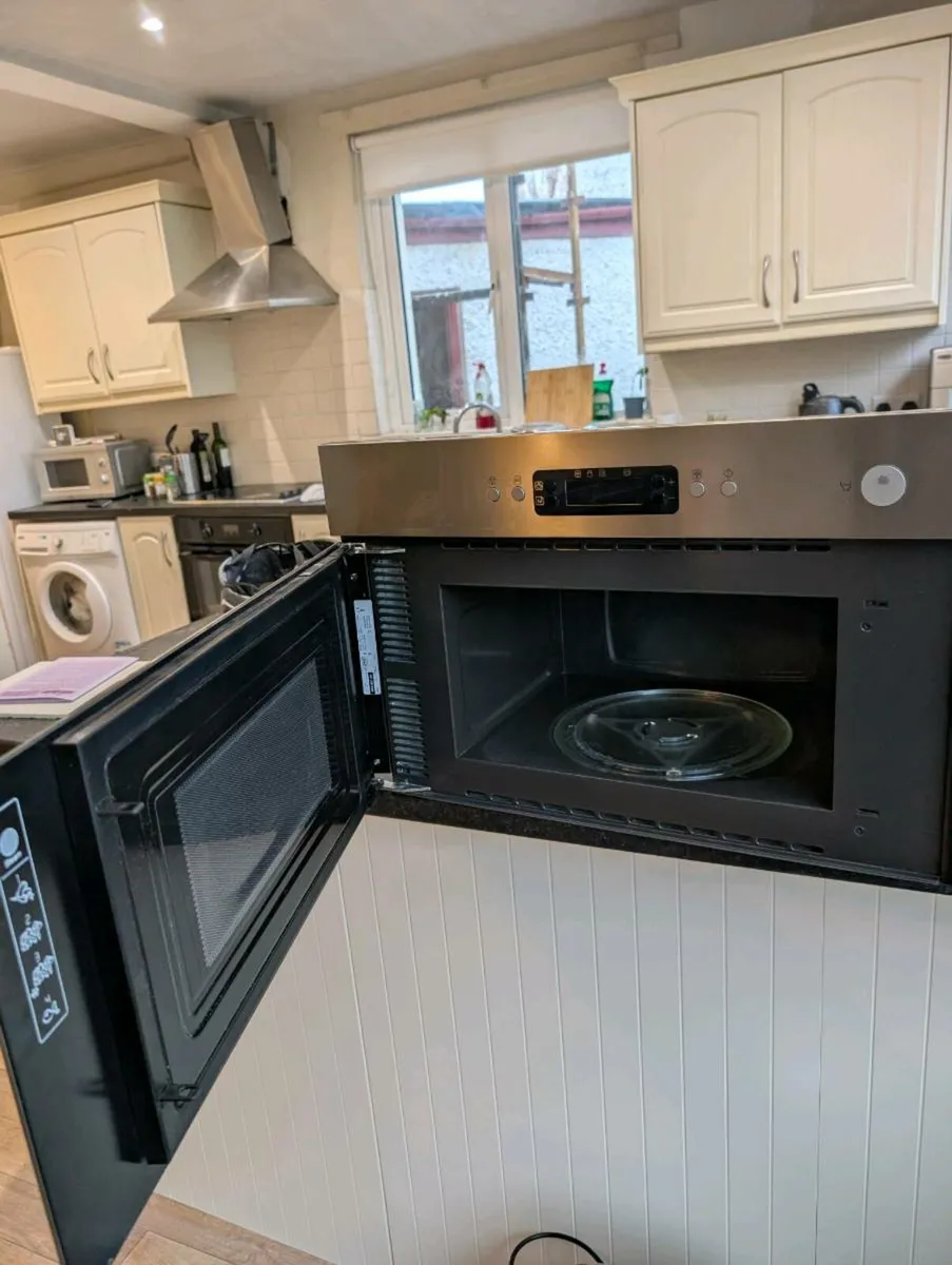 Integrated Ikea Mattradition Microwave Oven - Image 3