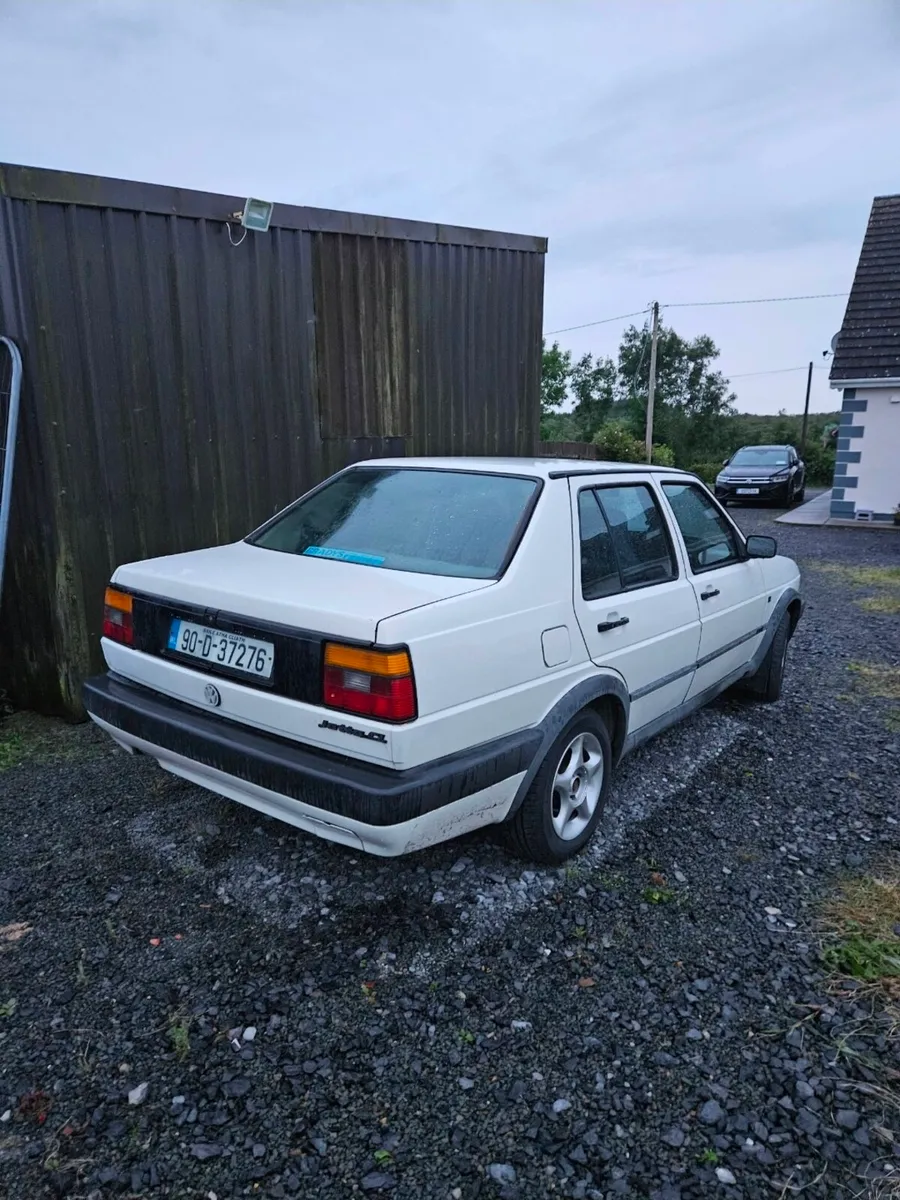 VW Jetta - Image 2