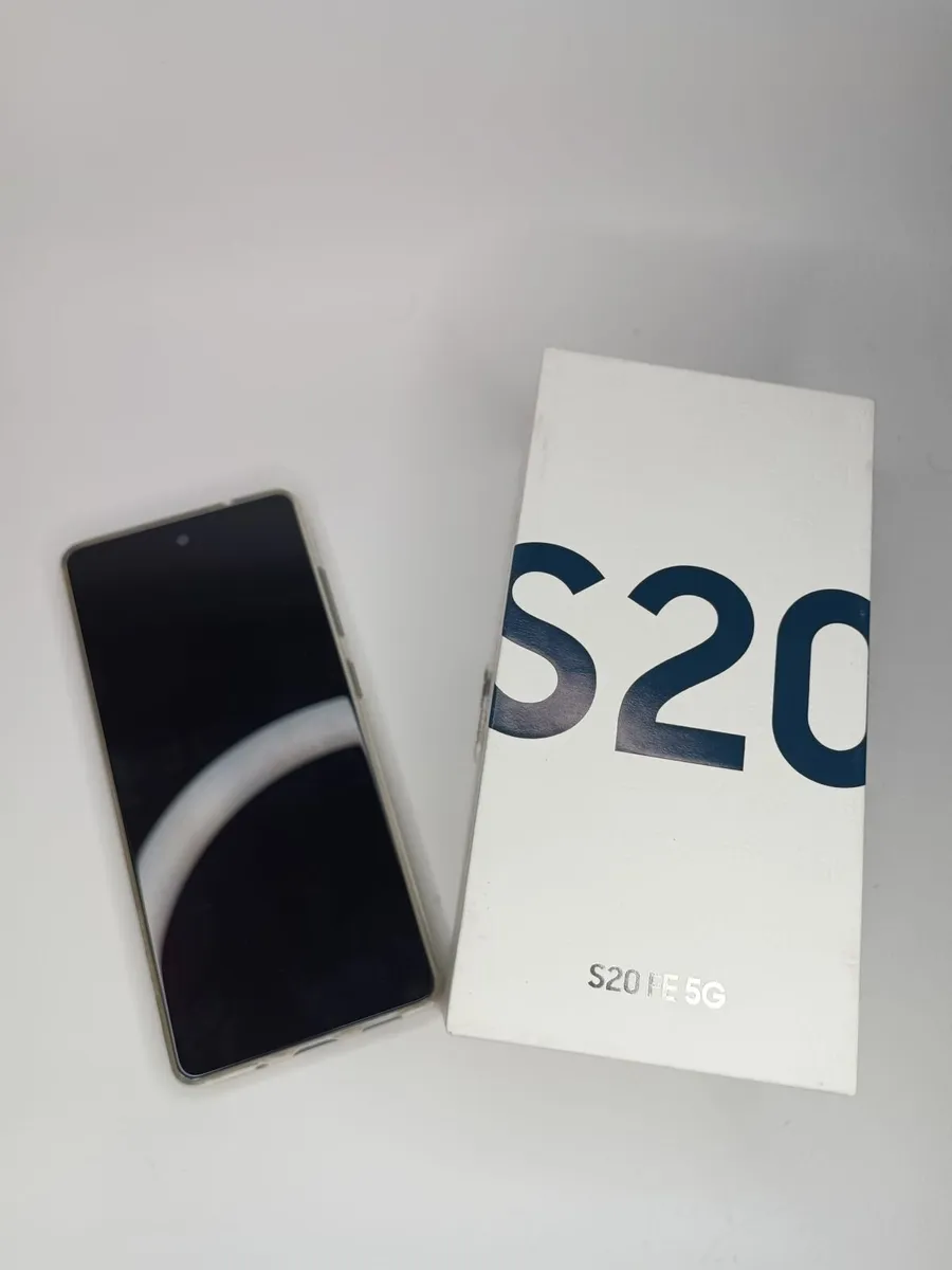 Samsung Galaxy S20 FE 5G, excellent condition - Image 1
