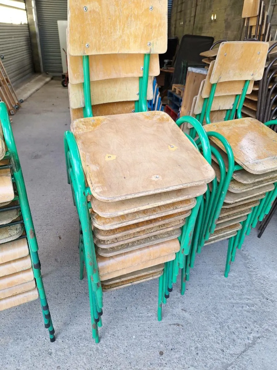 Old kids' school chairs (DELIVERY) - Image 4