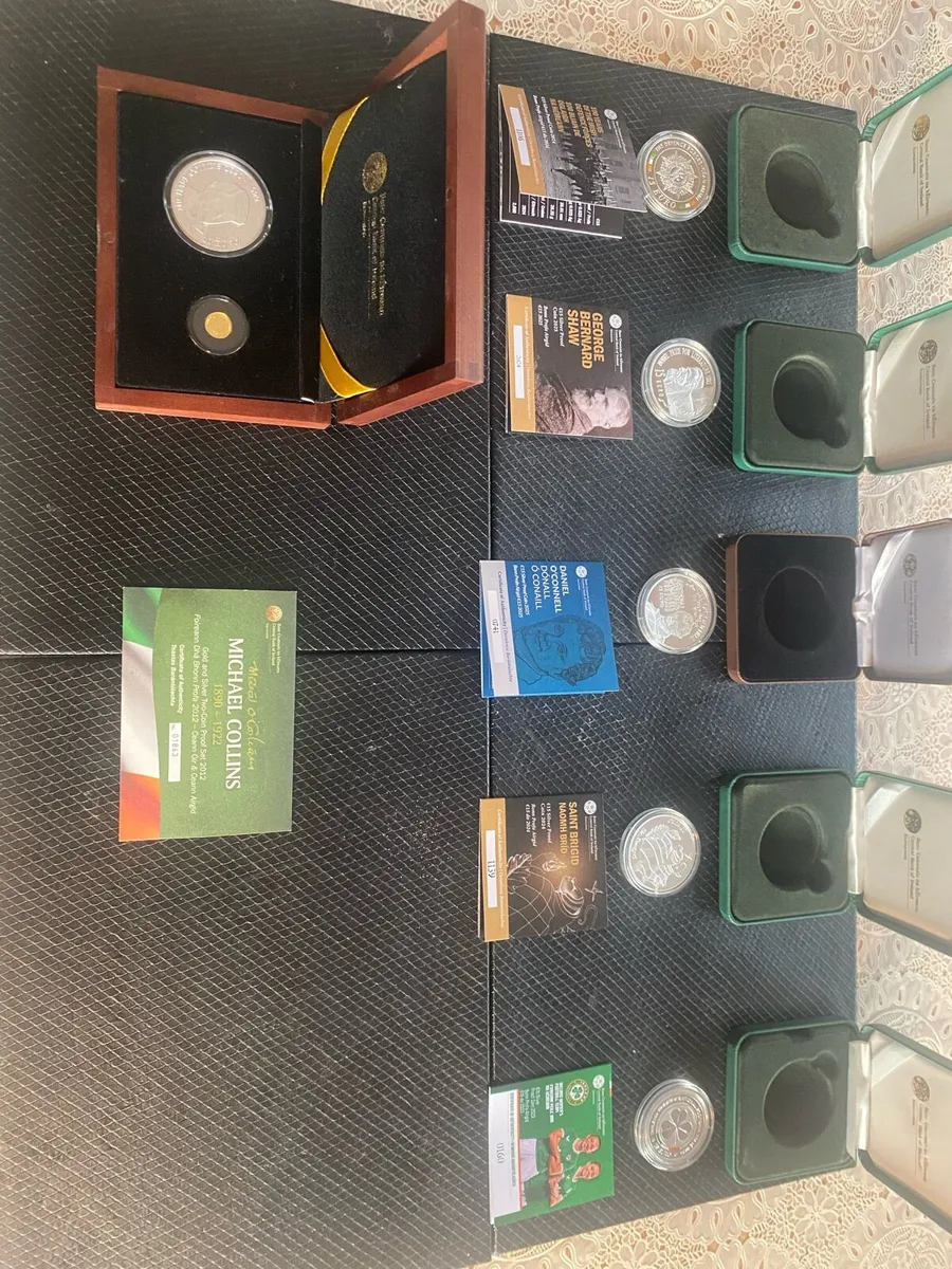 6 one once silver coins plus one gold coin 0.5 gra - Image 1