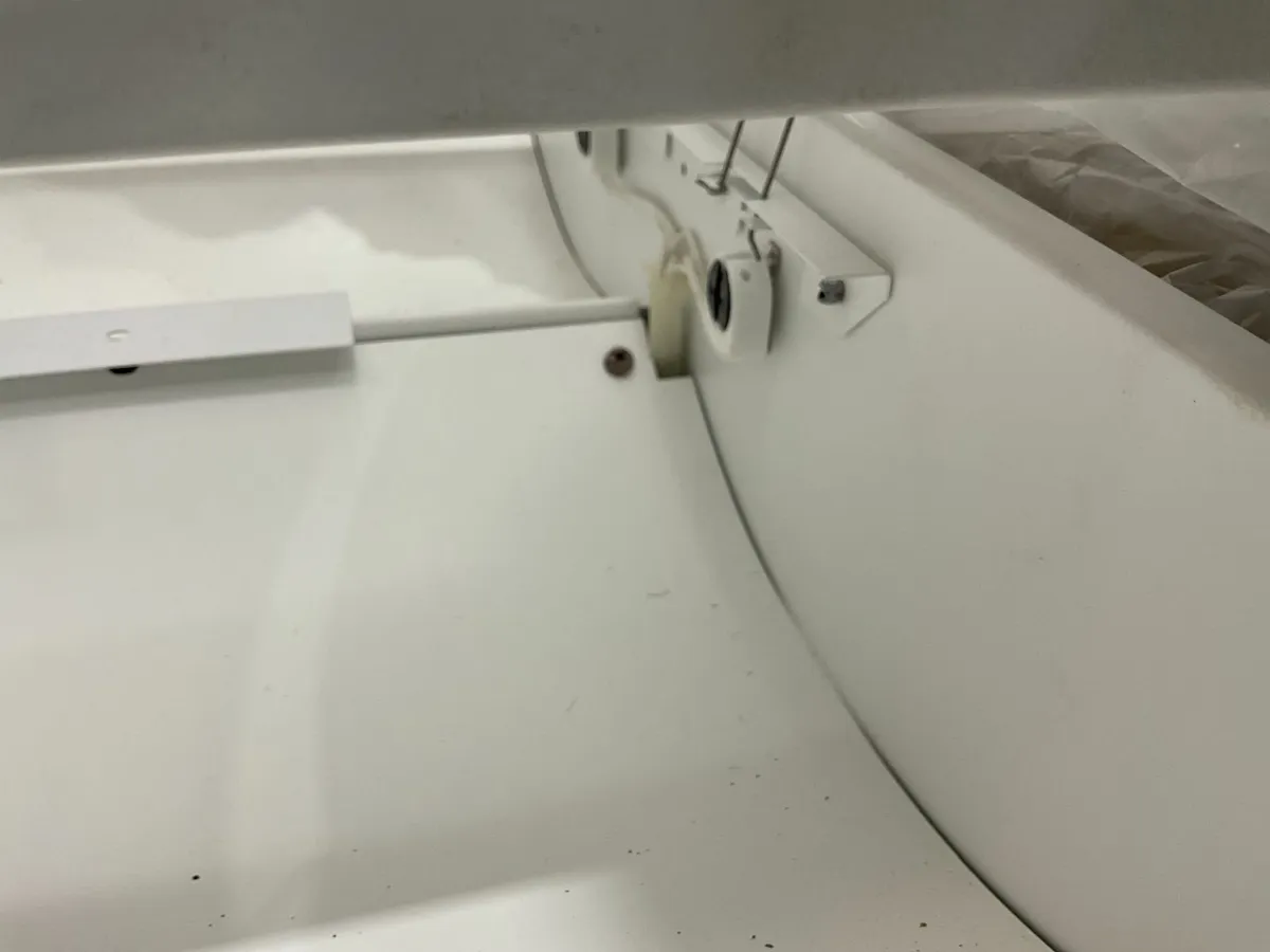 Online Auction Of Office Ceiling Lights & More! - Image 2