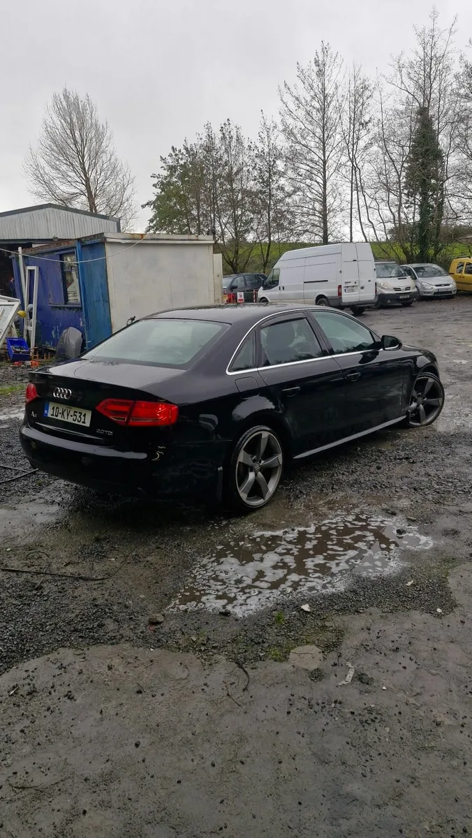 Audi A4 2010 - Image 1