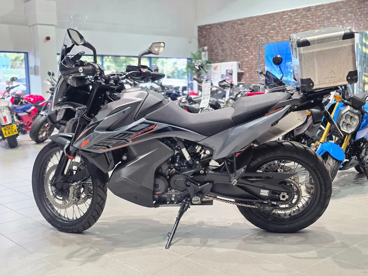 KTM 890 Adventure  2022 - Image 2
