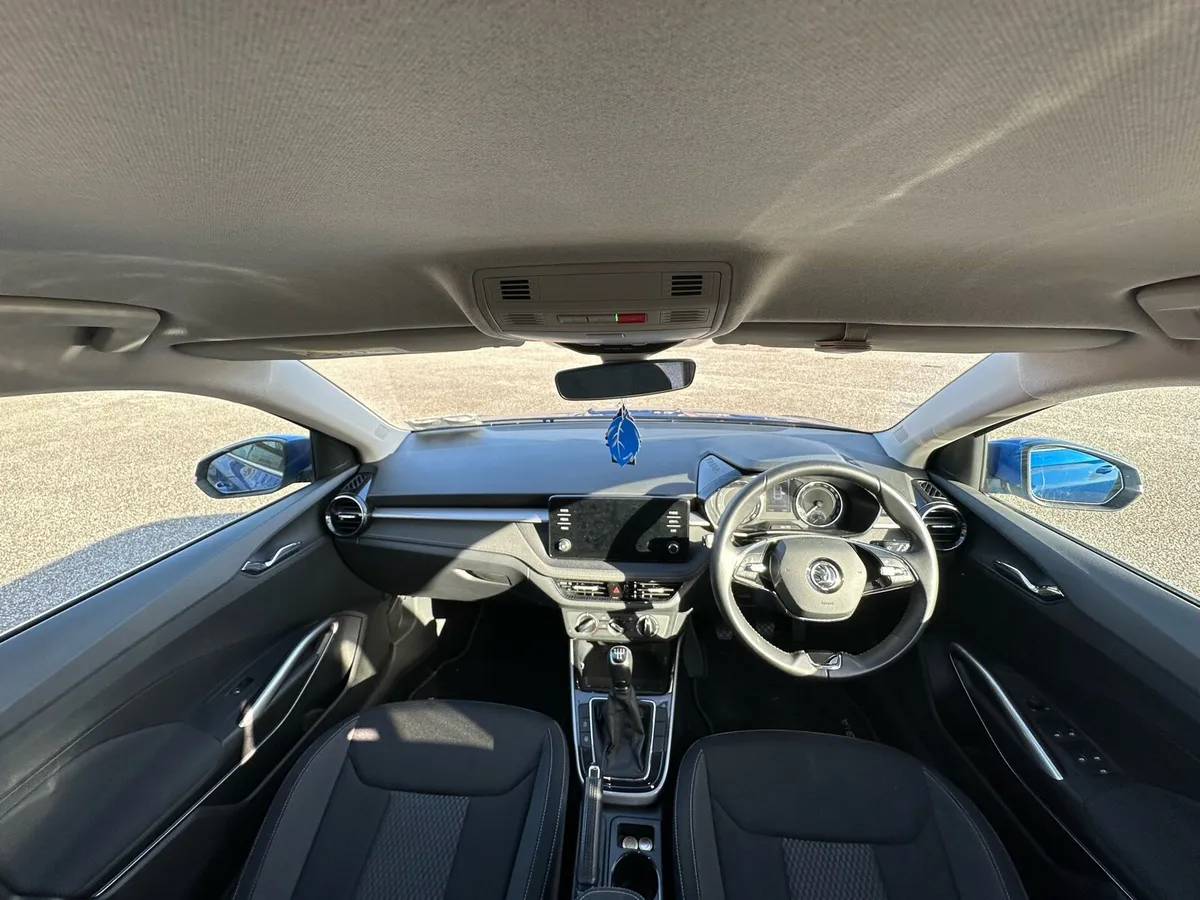 Škoda Fabia 1 ltr 95hp - Image 3