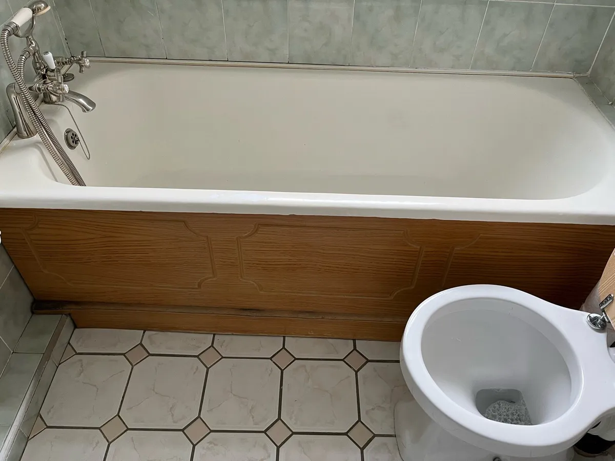 Ceramic bath - Image 1