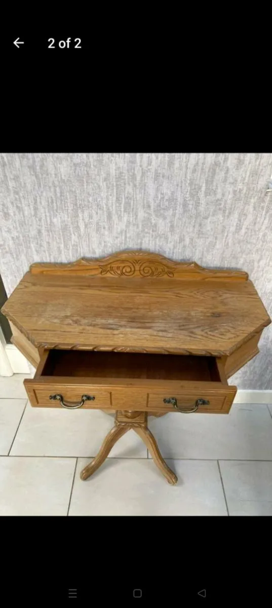 Console table - Image 1