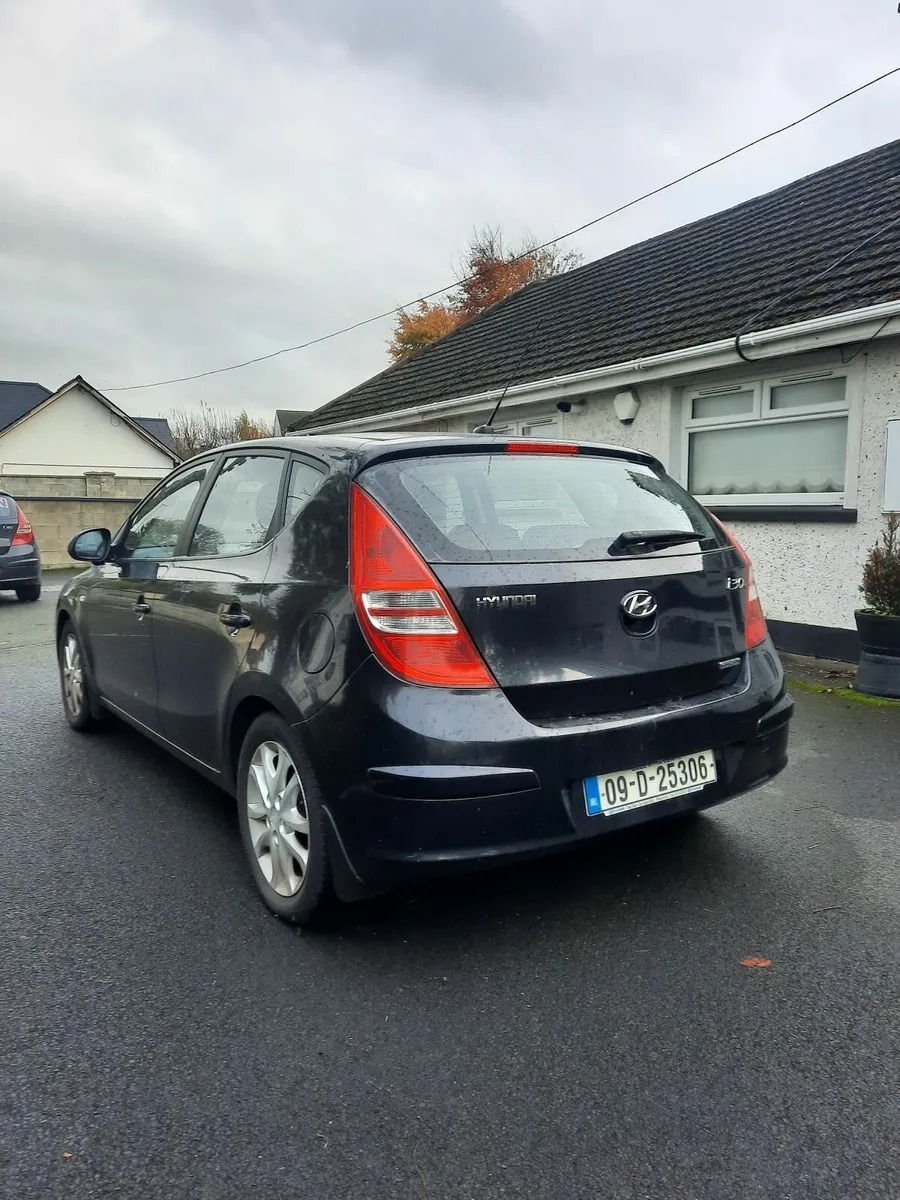 Hyundai i30 2009 - Image 2