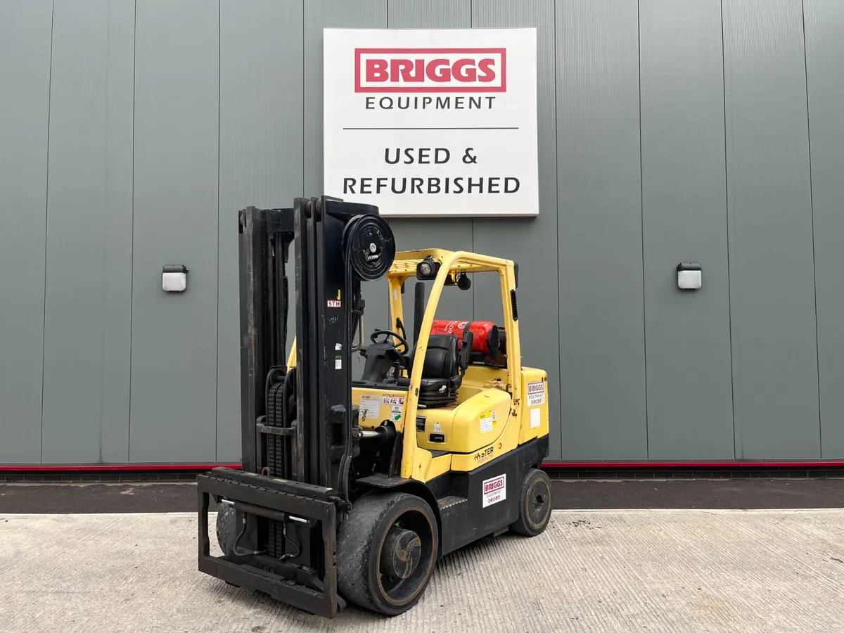 [1] 2016 Hyster S7.0FT Forklift (REF: 607950) - Image 2