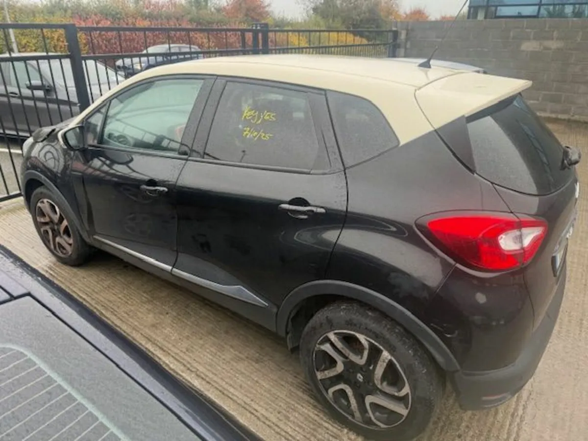 2017 RENAULT CAPTUR - Image 3