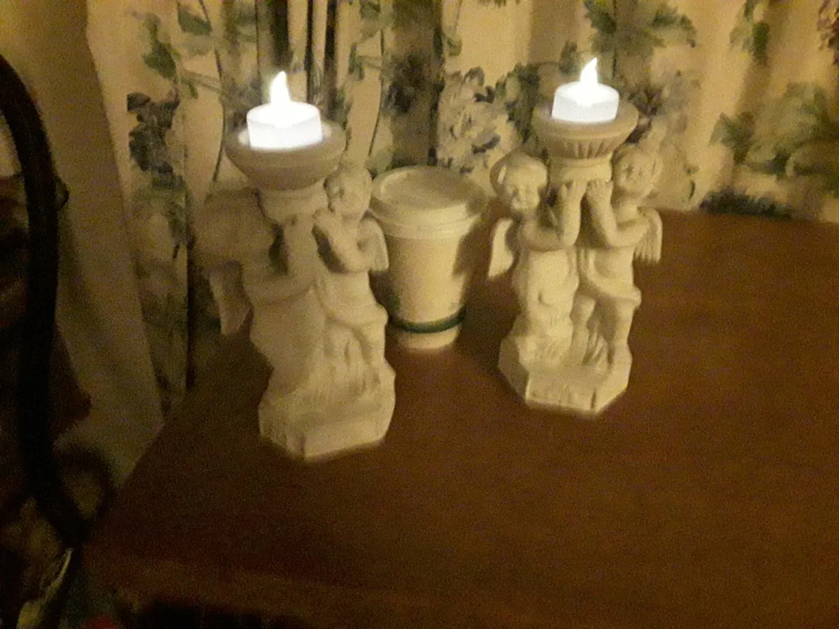 Two candle holders good condition - Image 3