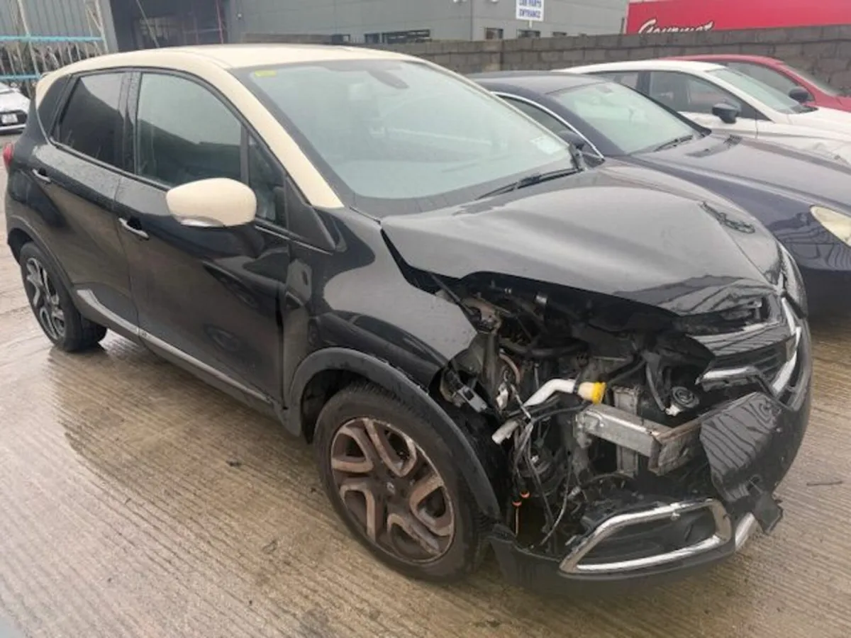 2017 RENAULT CAPTUR - Image 1