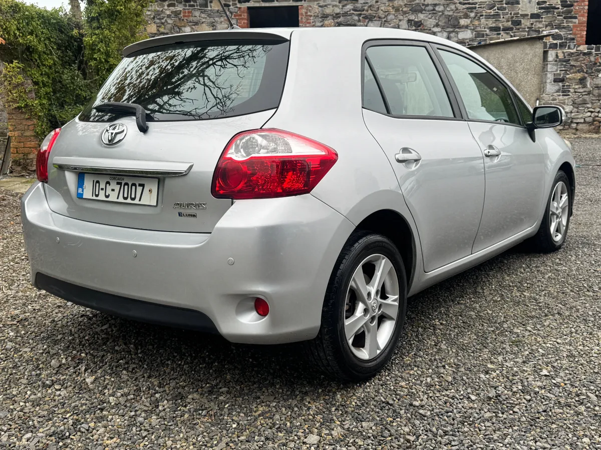 2010 Toyota Auris 1.4 D4D Automatic Previous Repai - Image 3