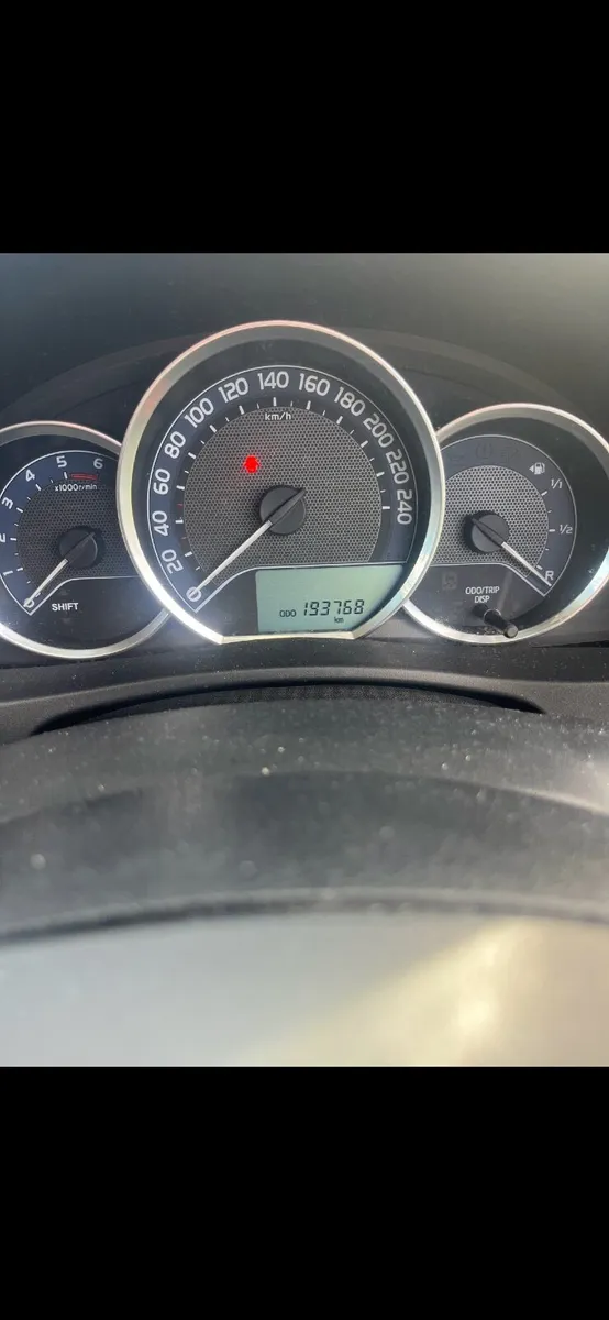 Toyota Auris 2015 SOL SPEC - Image 2