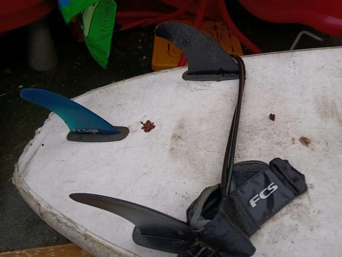 Surf board - Image 3