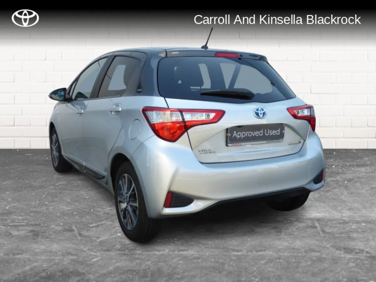 Toyota Yaris Hybrid Y20 - Image 2