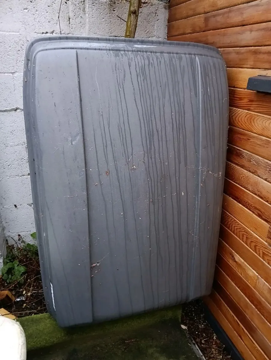 Turle roof box - Image 2