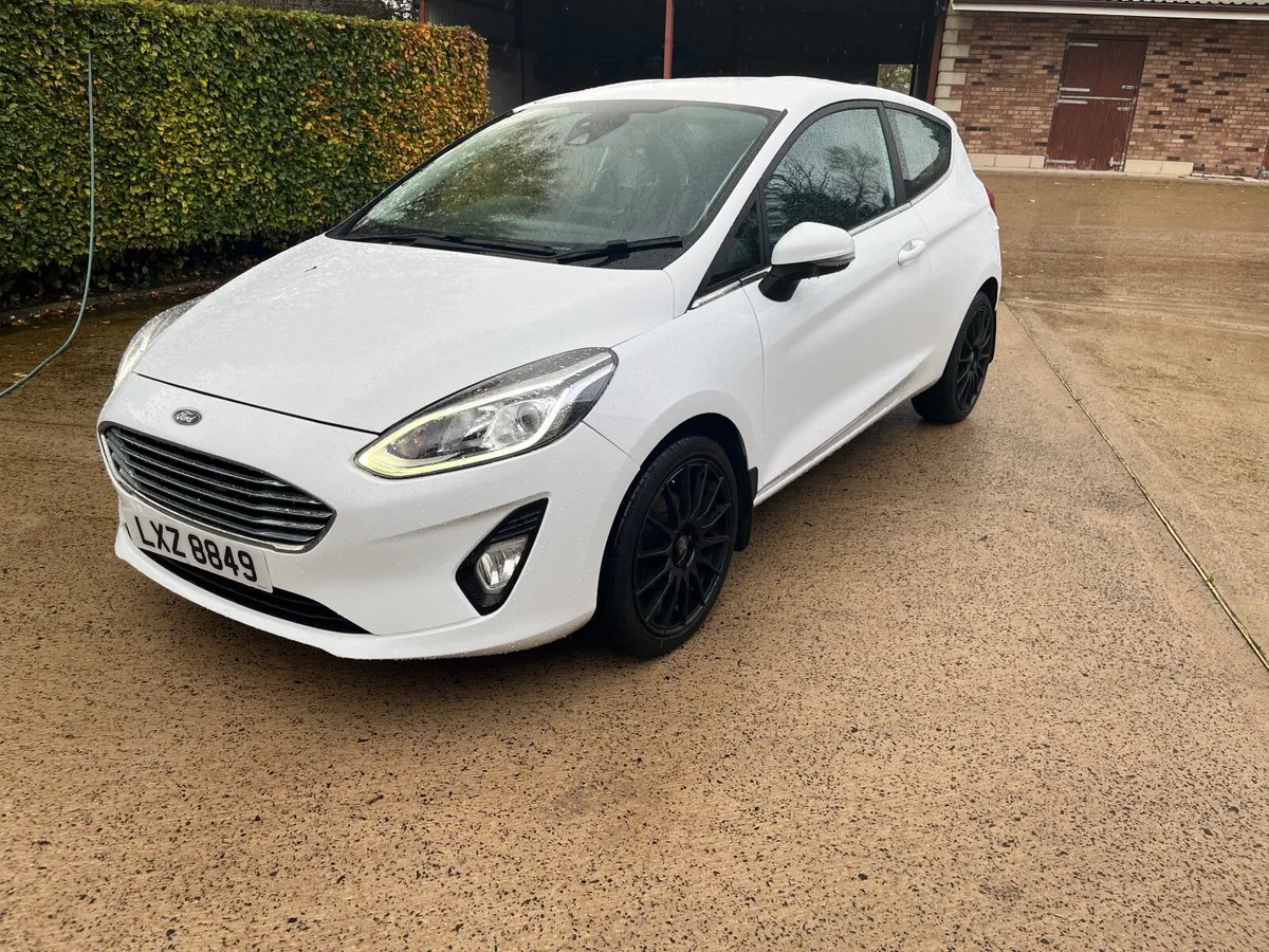 Ford Fiesta 2018 - Image 3