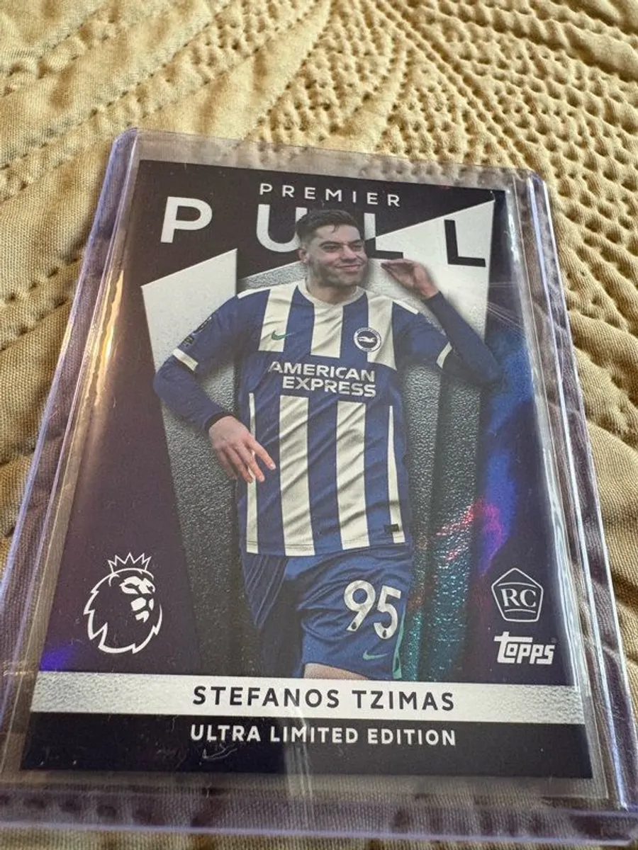 Selection of TOPPS Premier League cards 2025/2026 - Image 1