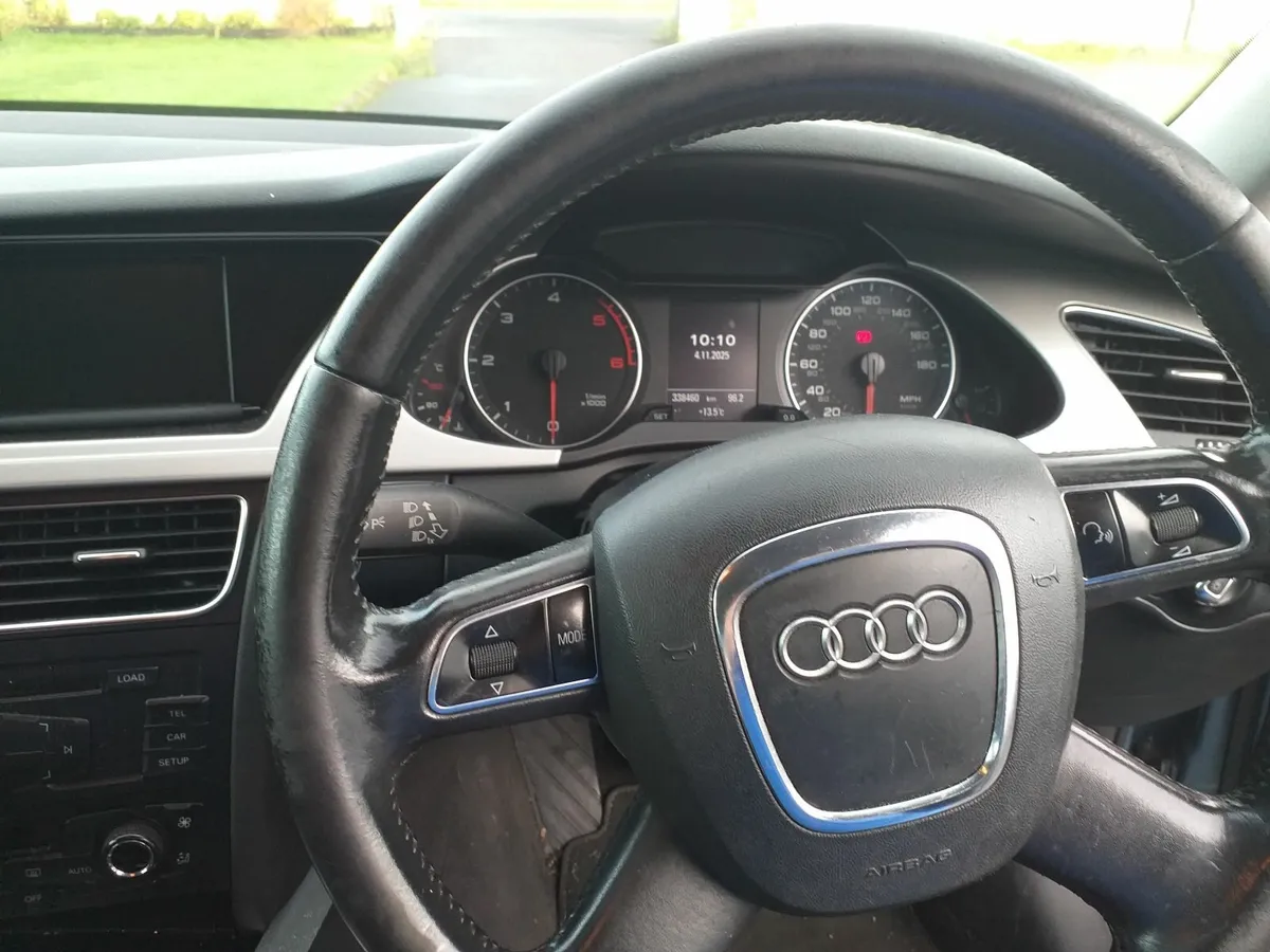 Audi A4 2009 - Image 1