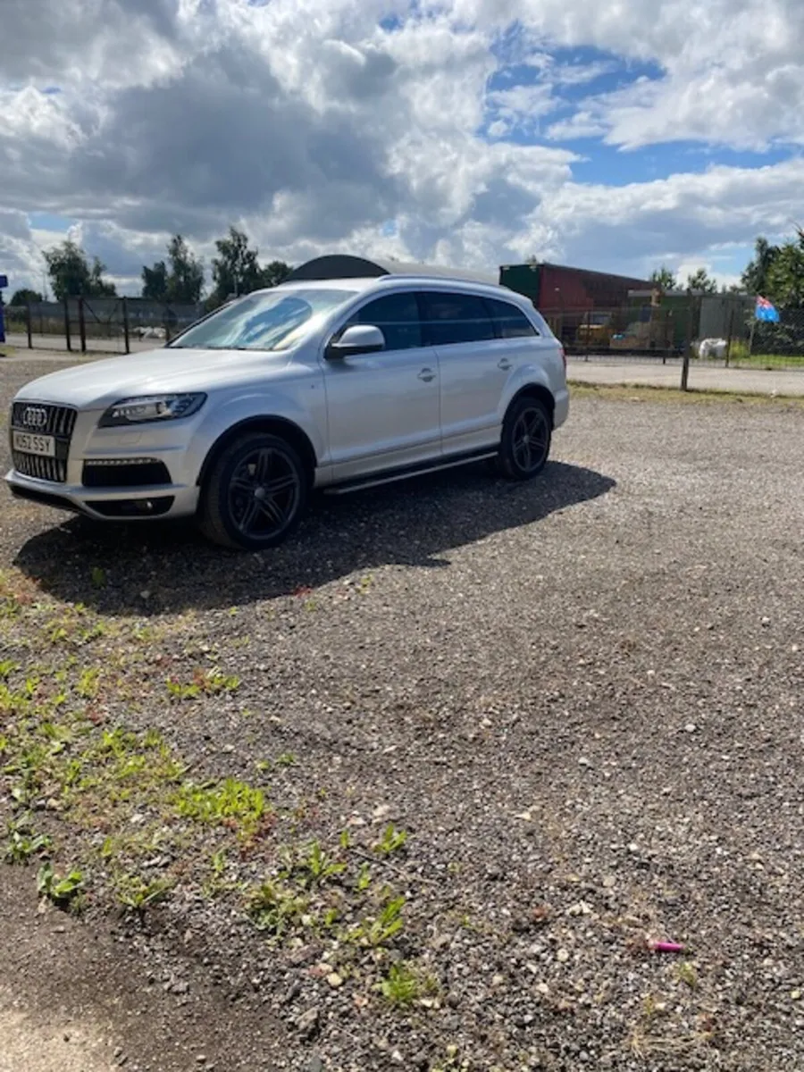 Audi Q7 - Image 2