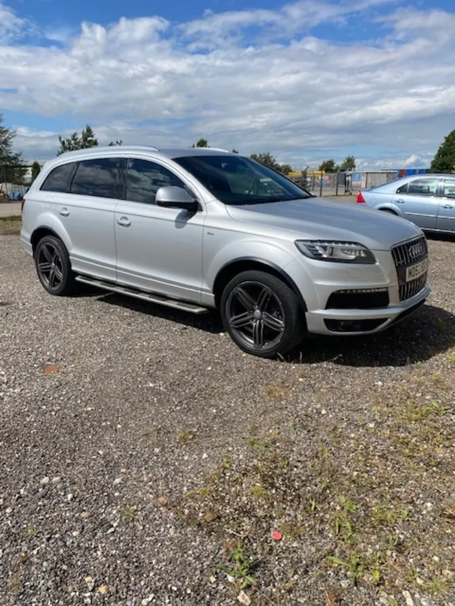 Audi Q7 - Image 3