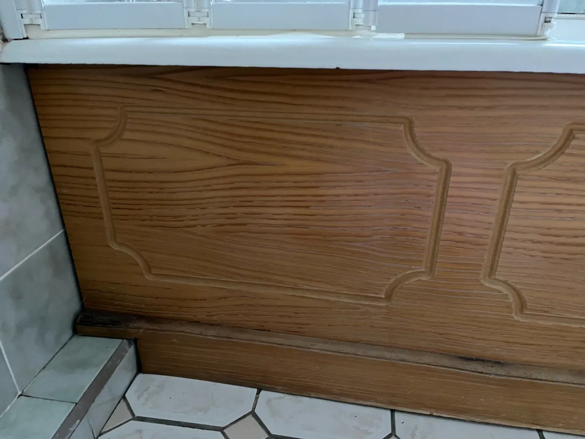 Wooden bath panel - Image 1
