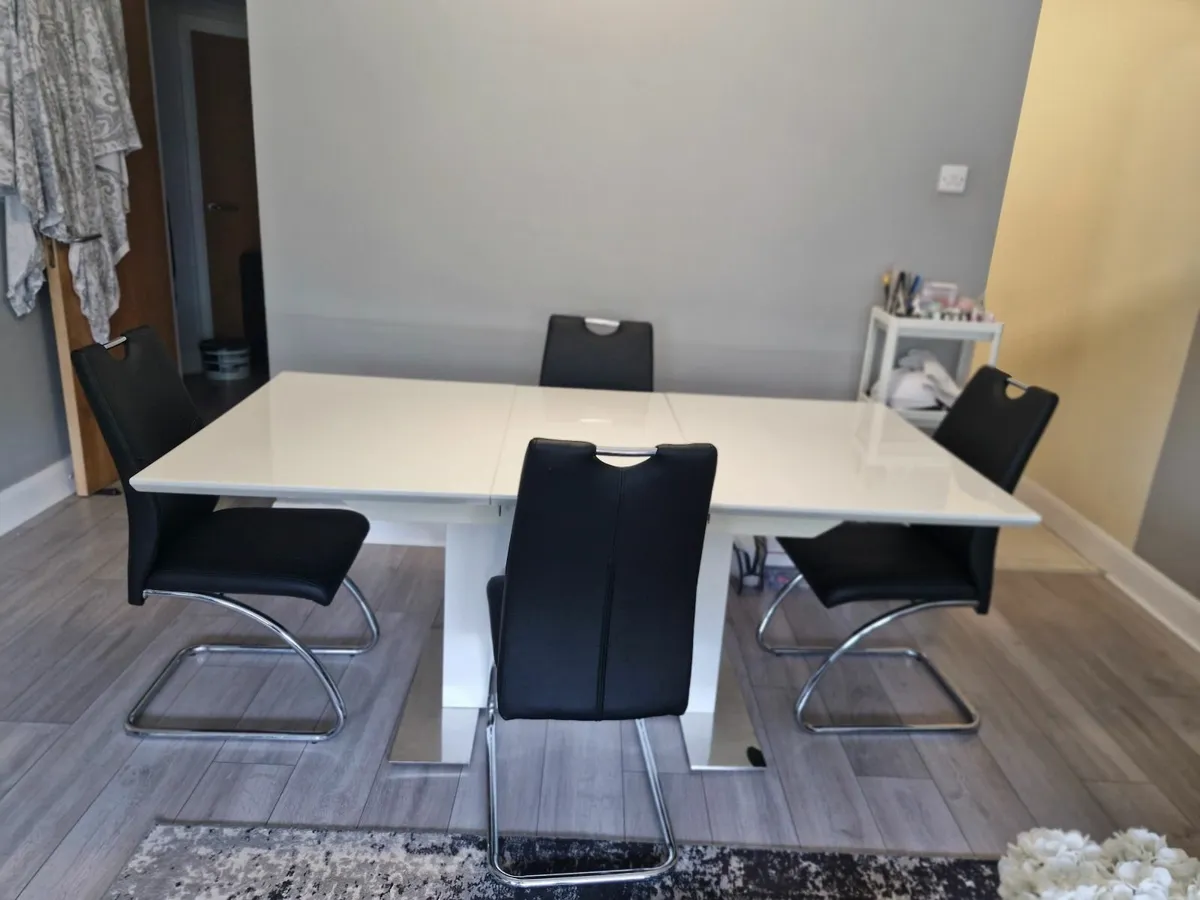 Dining table set - Image 4