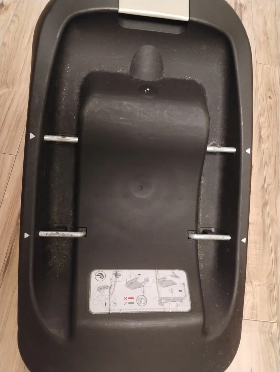 Car Seat (Newborn - 14 months) - Image 3