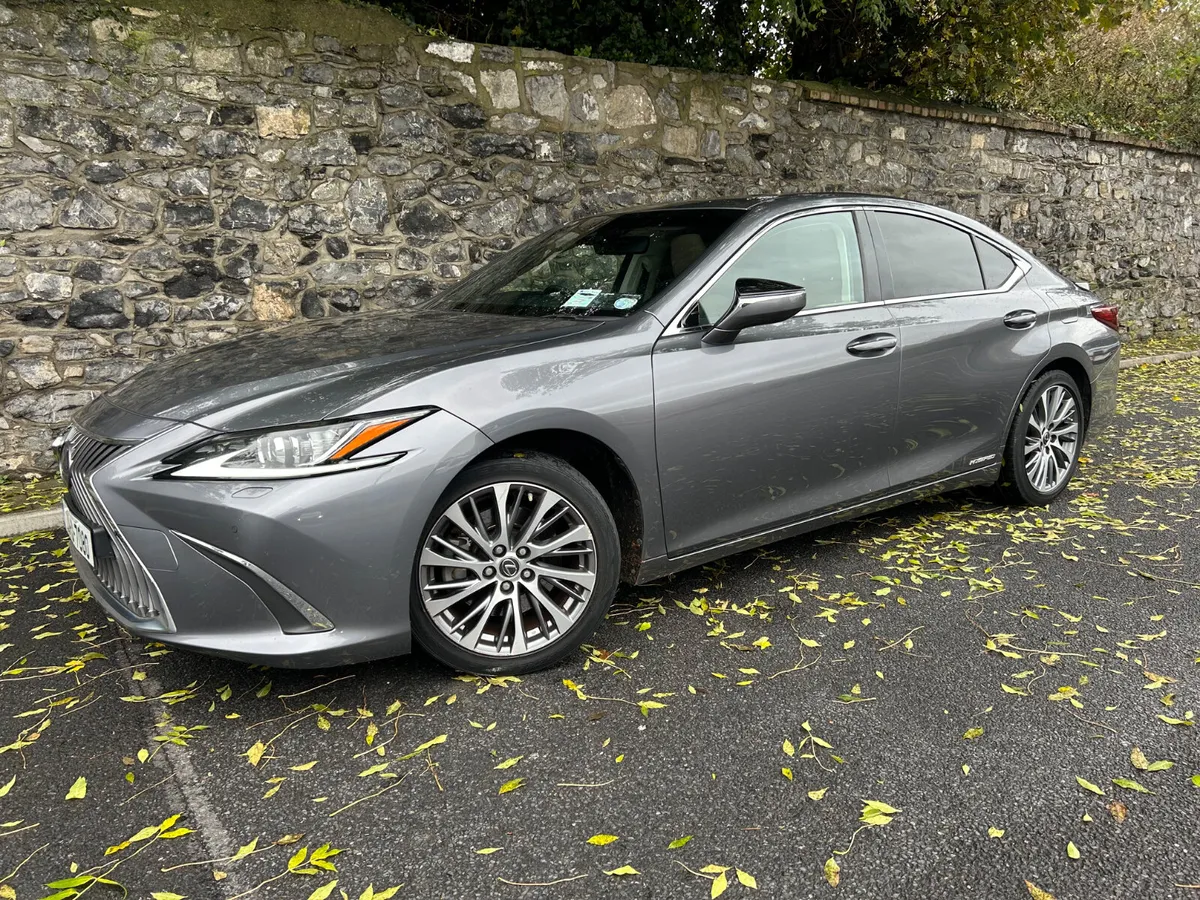 Lexus ES 2020 AUTO HYBRID - Image 2