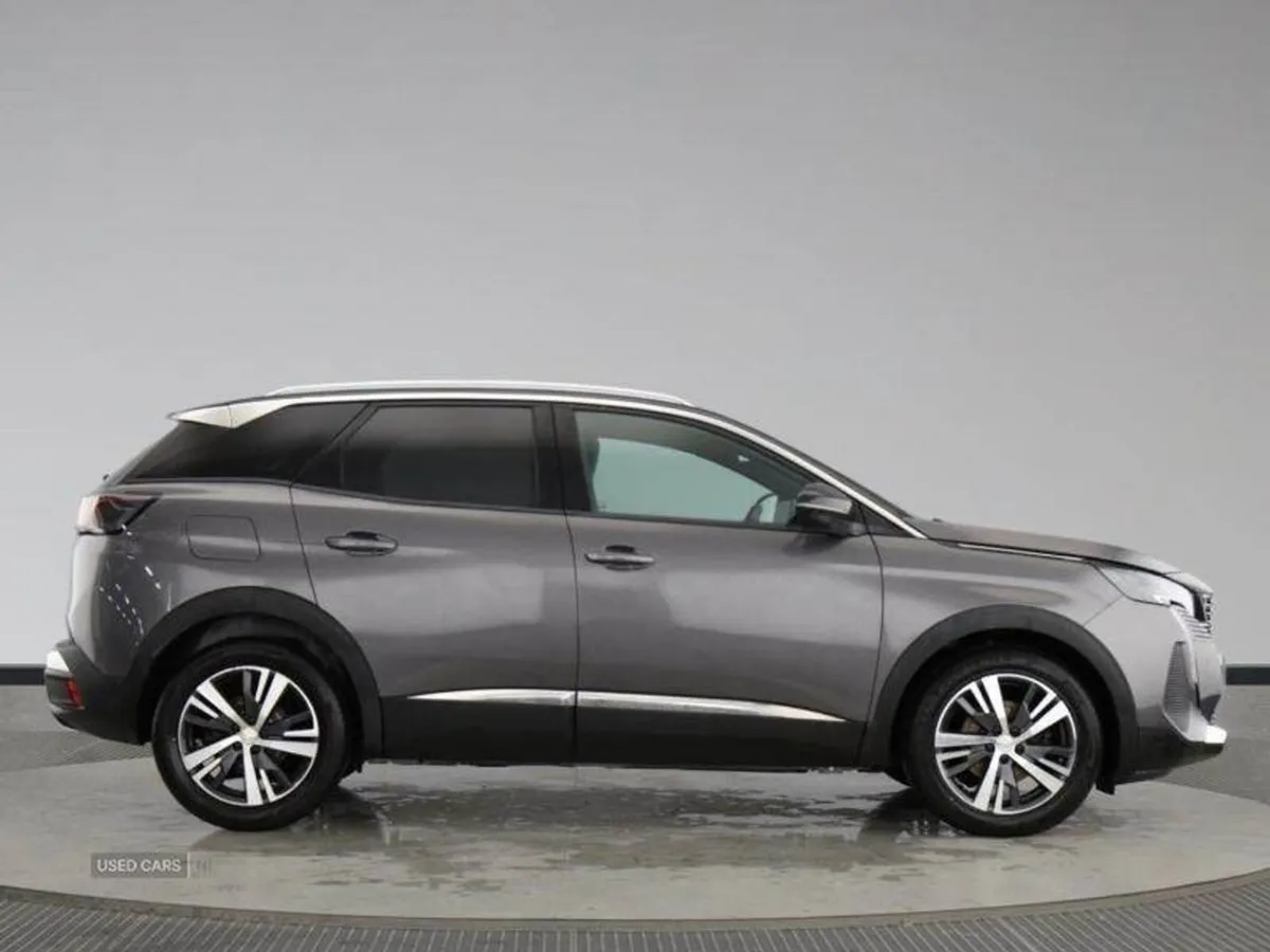 Peugeot 3008 Diesel Estate - Image 3