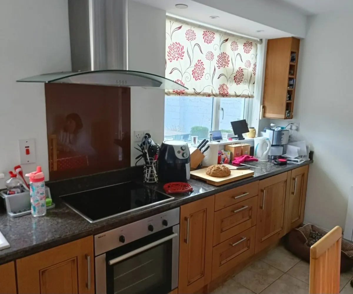 Kitchen respray - Image 4