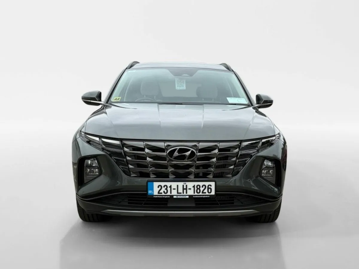 Hyundai Tucson 2WD Executive Plus - Image 3