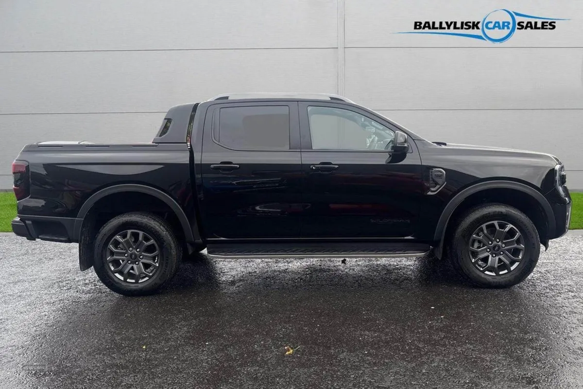Ford Ranger 3.0 TD V6 Wildtrak Auto 4WD in Black - Image 3